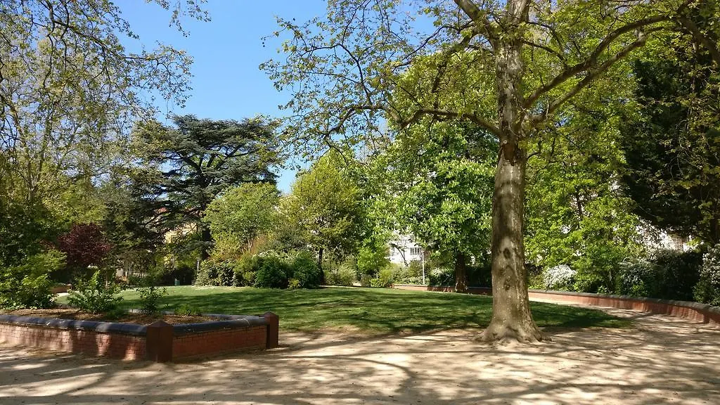 Appartement 19Sisley - Calme & Cosy - 3Ch 8P Metro Parking X2 à Lyon France
