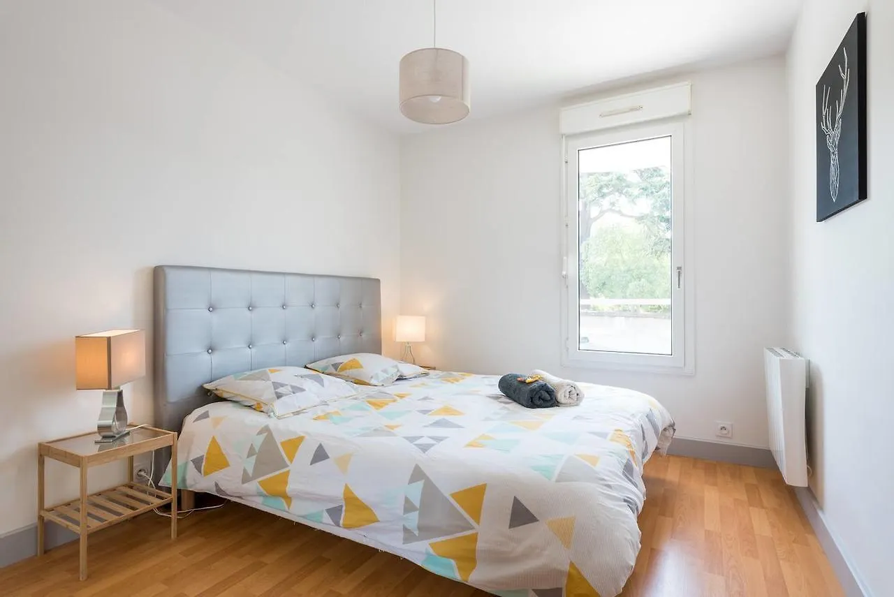 Appartement 19Sisley - Calme & Cosy - 3Ch 8P Metro Parking X2 à Lyon France